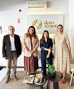 Dom Senior