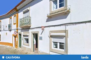 Fachada CAS Évora